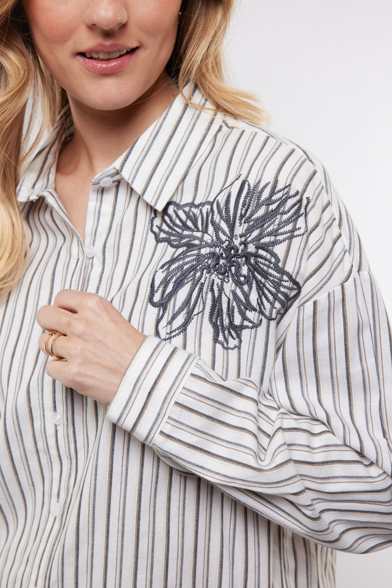 Lonneke blouse | Offwhite/Light Camel